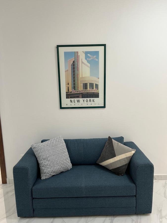 Condo With Patio Overlooking Piazza 그지라 외부 사진